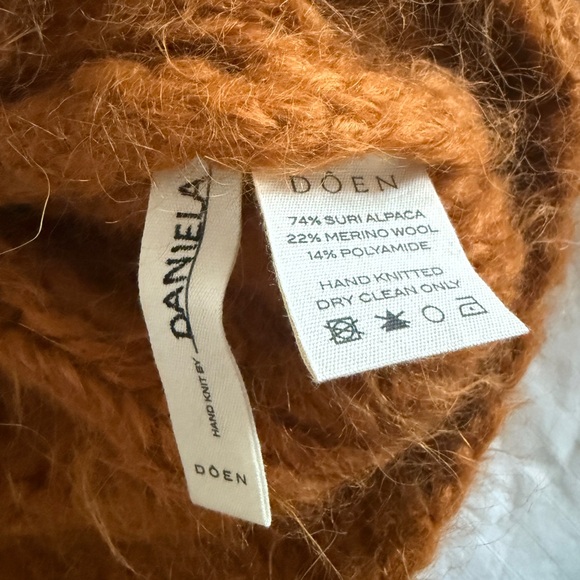 Doen Anika Sweater S in Bright Pumpkin - Picture 8 of 8